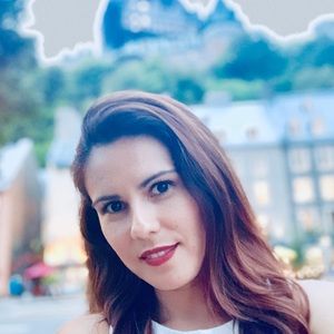 Meet your Posher, Carla